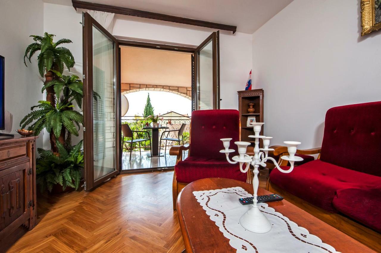 Apartment Valentina Rovinj Exterior photo